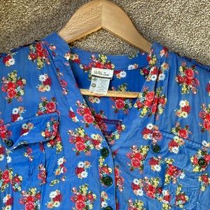 Matilda Jane romantic floral blouse. 3/4 sleeve size M